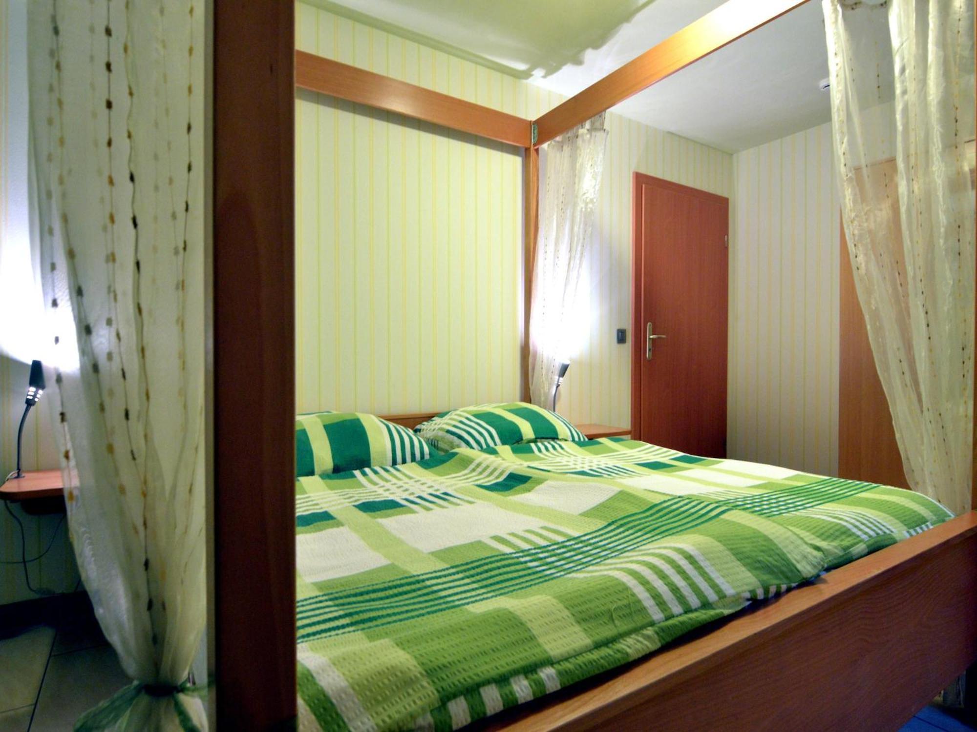 Comfy Holiday Home In Burg Reuland With Sauna Terrace Bbq Bagian luar foto