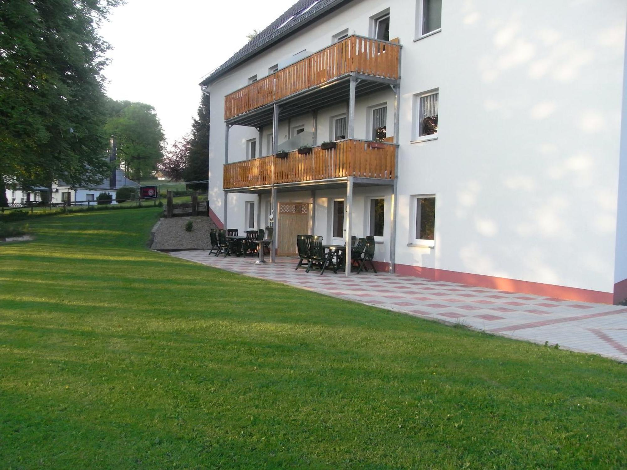 Comfy Holiday Home In Burg Reuland With Sauna Terrace Bbq Bagian luar foto